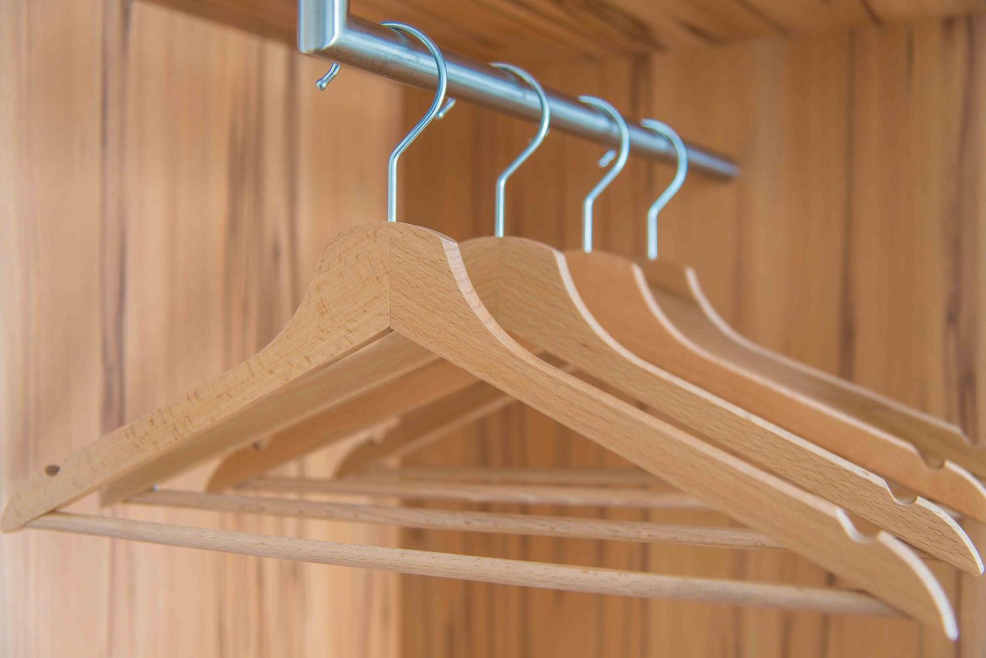 Single Room with Shared Bathroom,1217005237:JPEG